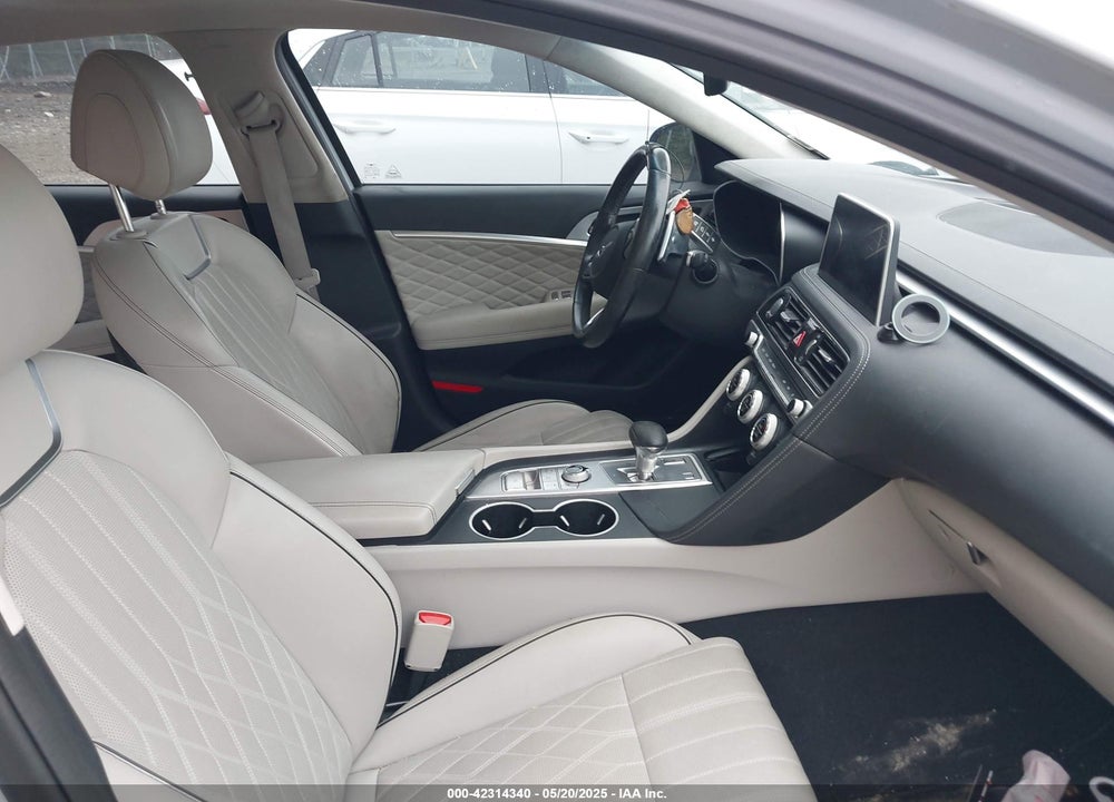 2019 GENESIS G70 2.0T ADVANCED VIN: KMTG44LA4KU025432