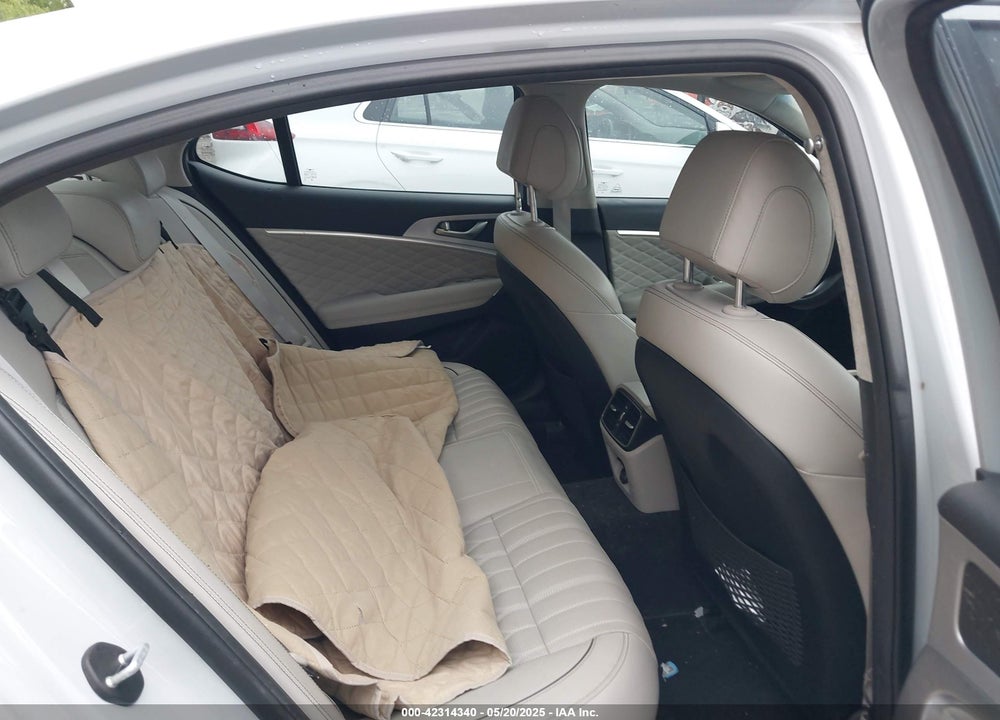 2019 GENESIS G70 2.0T ADVANCED VIN: KMTG44LA4KU025432