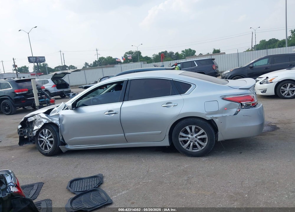2014 NISSAN ALTIMA VIN: 1N4AL3AP8EN227106