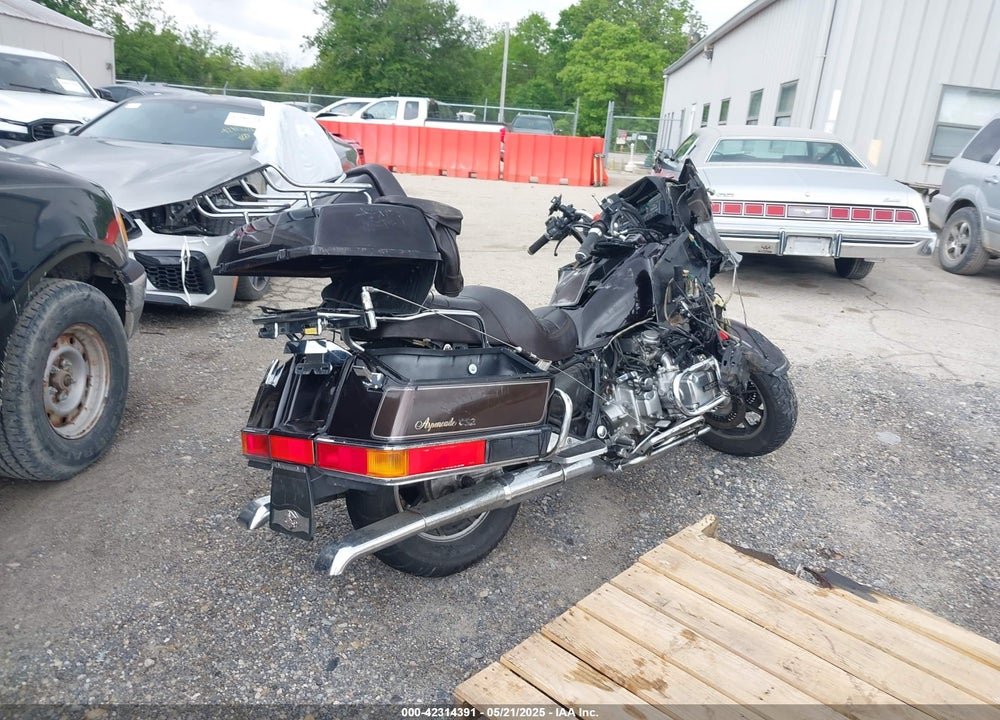 1984 HONDA GL1200 A VIN: 1HFSC1423EA027573