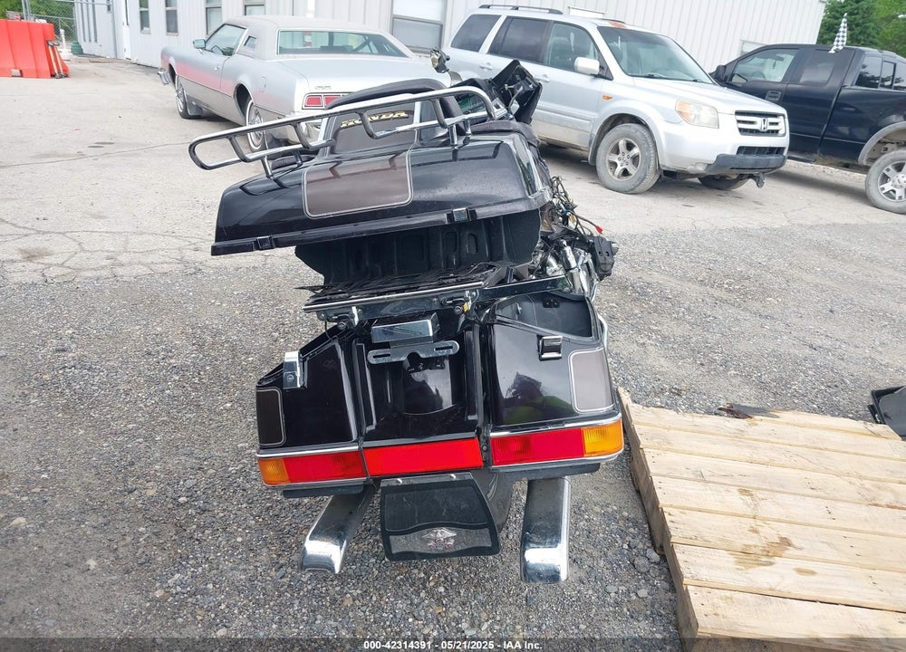 1984 HONDA GL1200 A VIN: 1HFSC1423EA027573