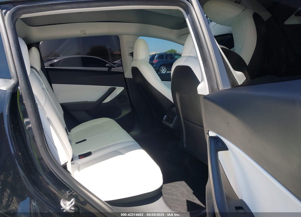 2021 TESLA MODEL Y LONG RANGE DUAL MOTOR ALL-WHEEL DRIVE VIN: 5YJYGDEE7MF157459