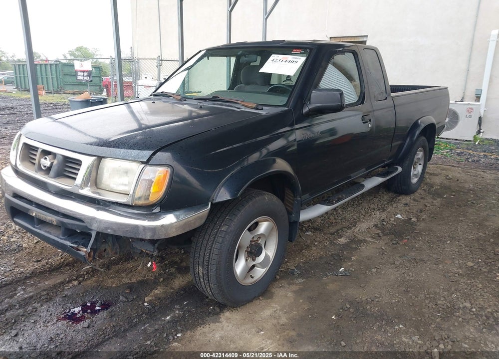 2000 NISSAN FRONTIER VIN: 1N6ED26Y6YC328713