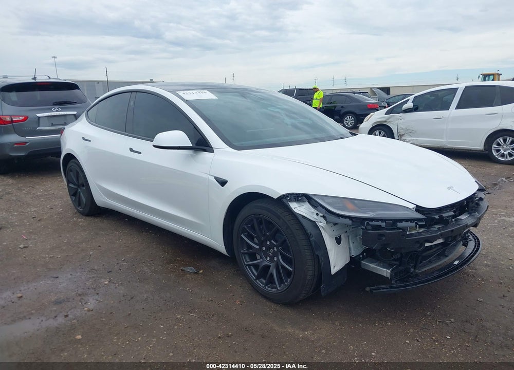 2024 TESLA MODEL 3 LONG RANGE DUAL MOTOR ALL-WHEEL DRIVE VIN: 5YJ3E1EBXRF770011