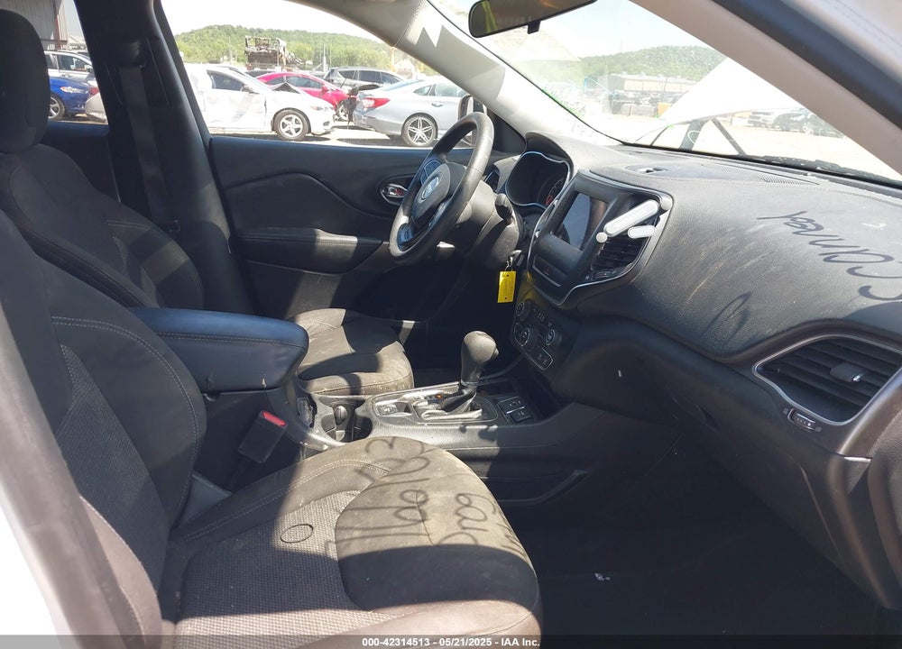 2020 JEEP CHEROKEE VIN: 1C4PJLCB9LD649044