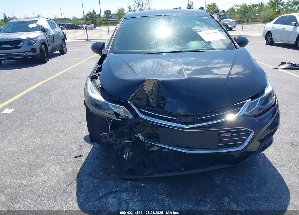 2017 CHEVROLET CRUZE VIN: 1G1BE5SM3H7233437