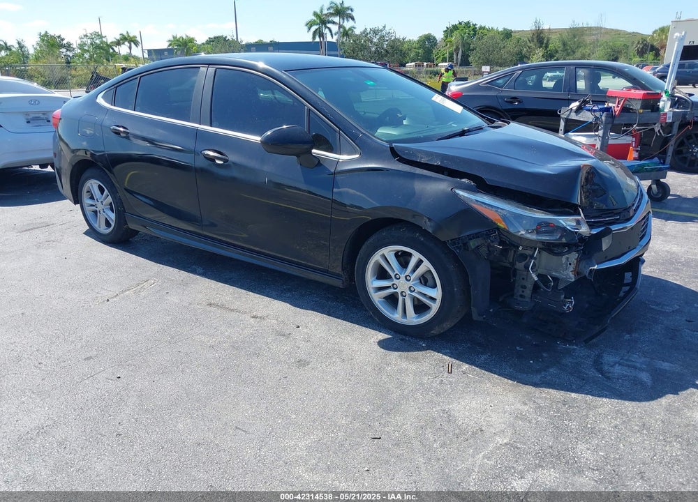 2017 CHEVROLET CRUZE VIN: 1G1BE5SM3H7233437