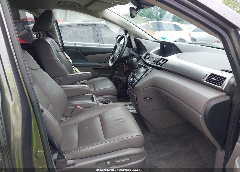 2016 HONDA ODYSSEY EX-L VIN: 5FNRL5H62GB146044