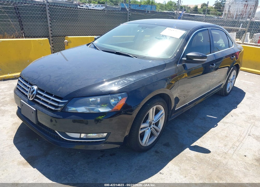 2013 VOLKSWAGEN PASSAT VIN: 1VWCN7A31DC040671