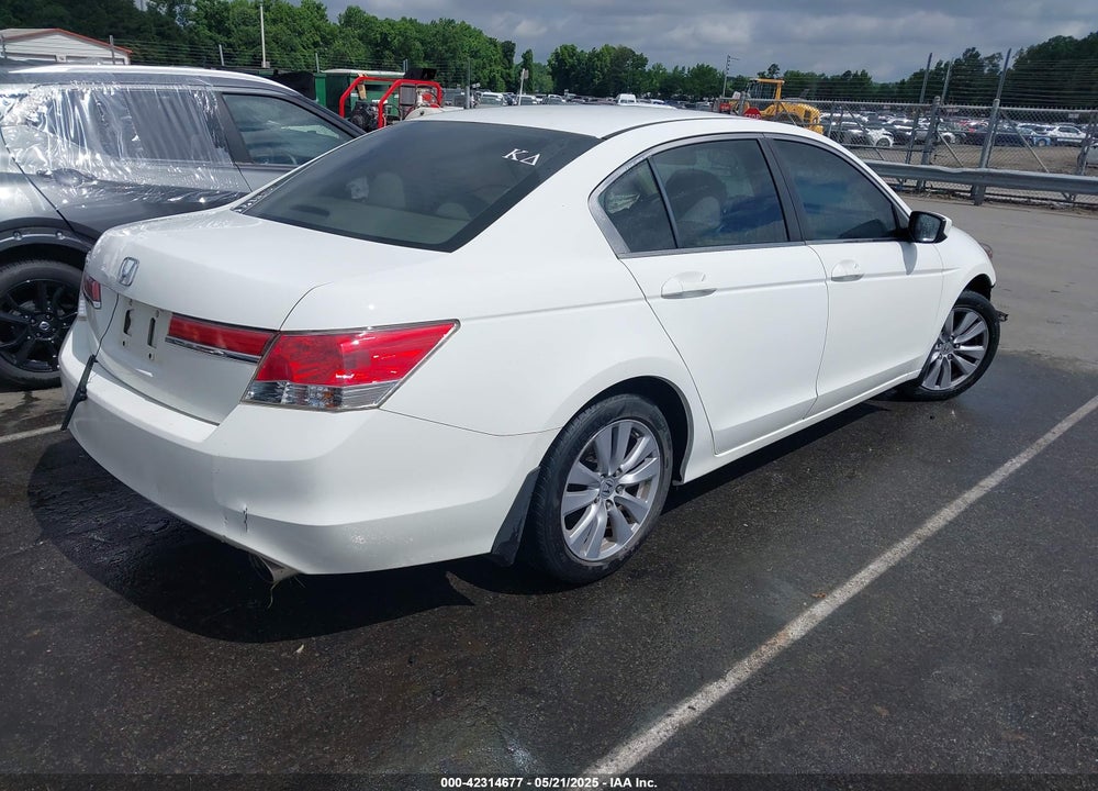 2011 HONDA ACCORD VIN: 1HGCP2F74BA048009