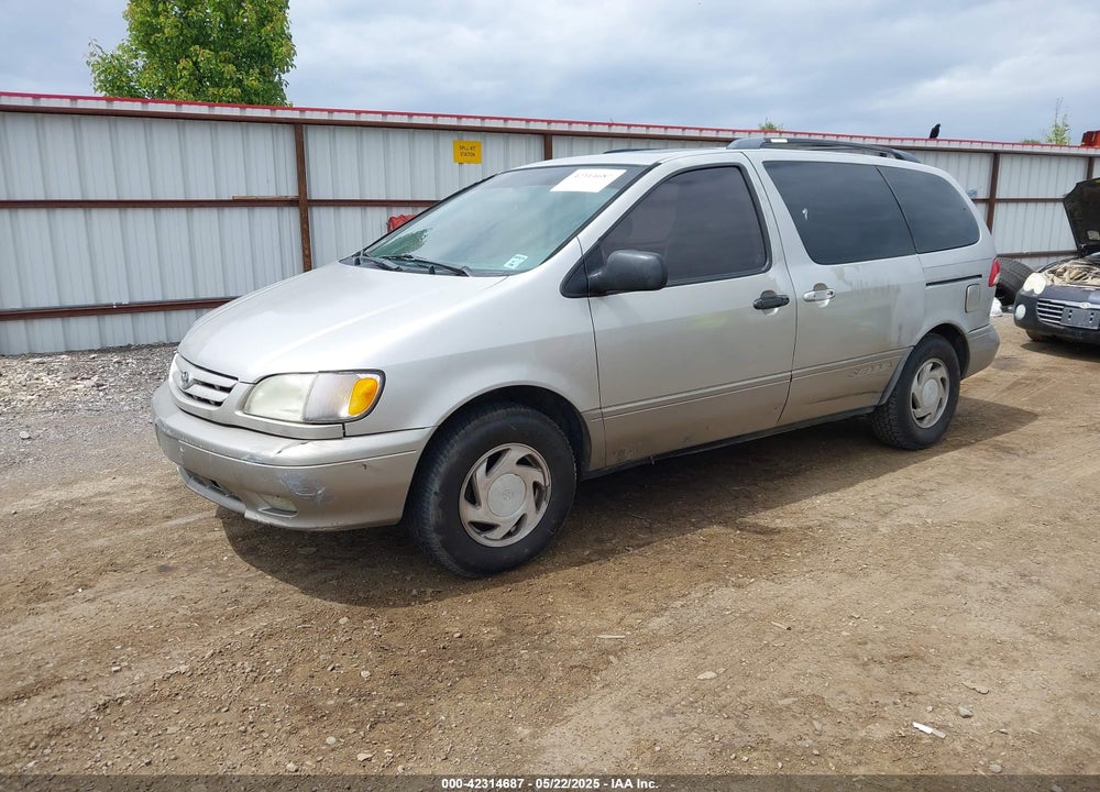 2001 TOYOTA SIENNA XLE VIN: 4T3ZF13C91U395004