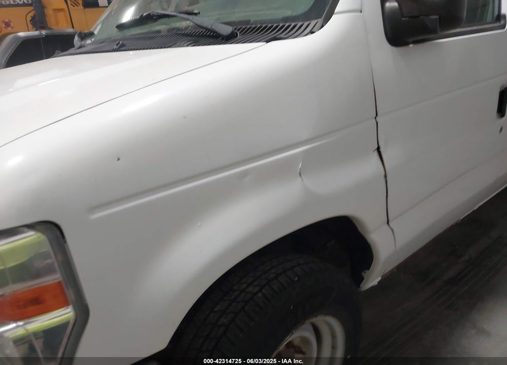 2014 FORD E-350 SUPER DUTY XLT VIN: 1FBNE3BL2EDA82334