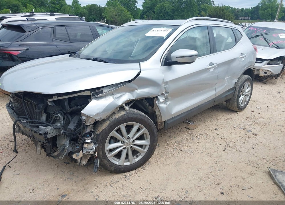 2017 NISSAN ROGUE SPORT VIN: JN1BJ1CP4HW011373