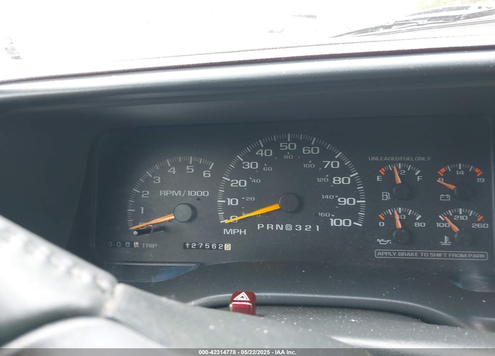 1999 CHEVROLET TAHOE LS VIN: 1GNEK13R8XR102093