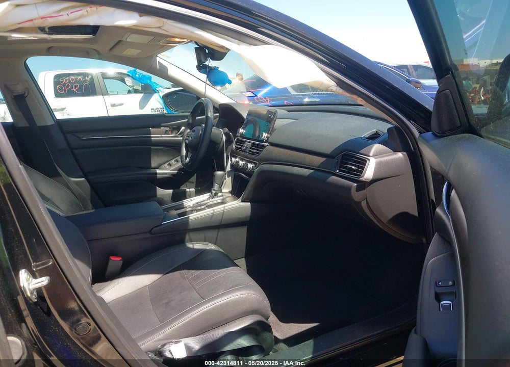 2019 HONDA ACCORD VIN: 1HGCV1F50KA128387