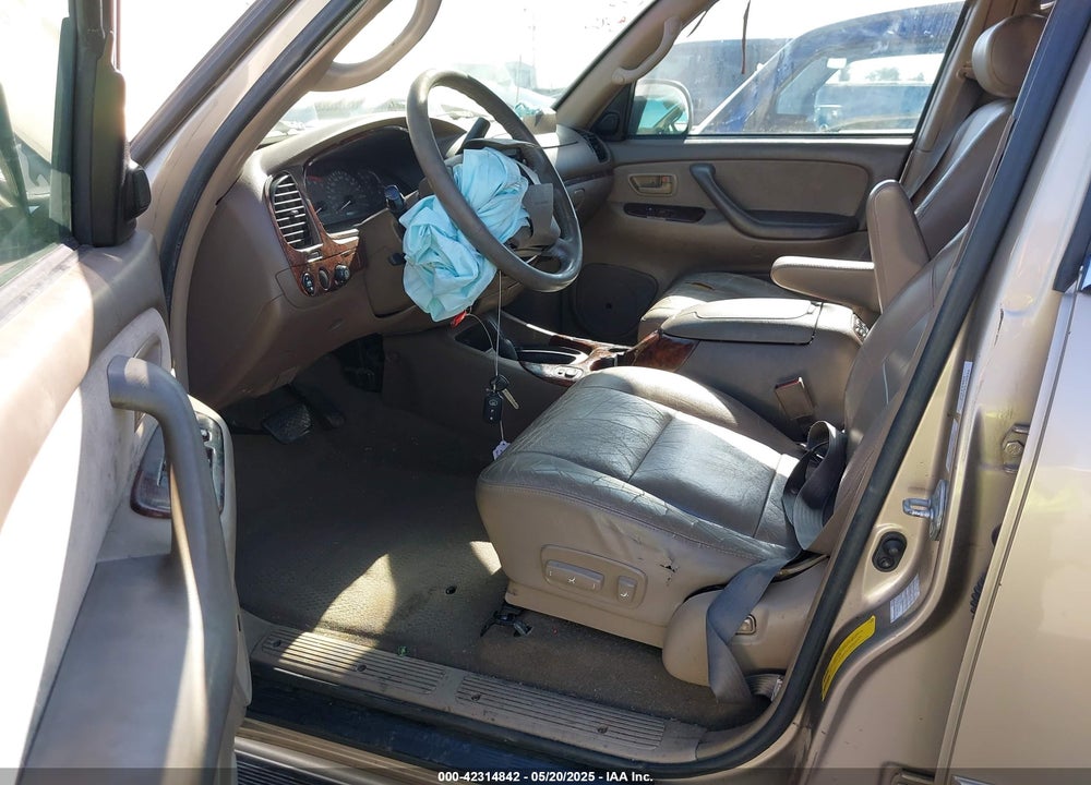 2003 TOYOTA SEQUOIA SR5 V8 VIN: 5TDBT44A43S156411
