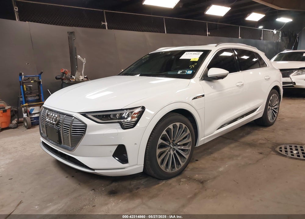 2019 AUDI E-TRON VIN: WA1VABGE3KB012371