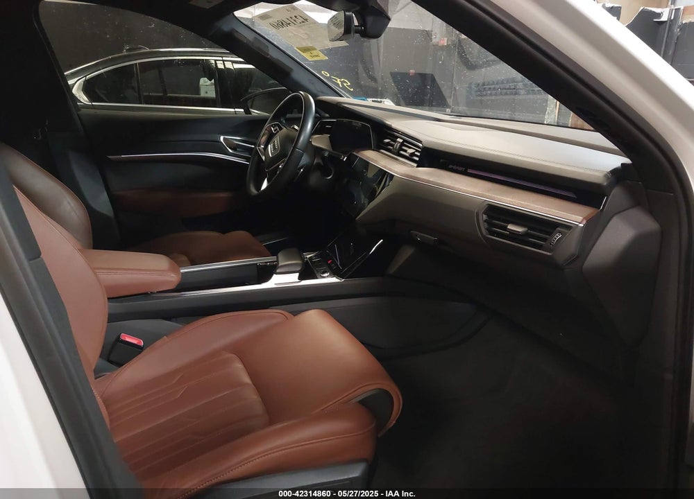 2019 AUDI E-TRON VIN: WA1VABGE3KB012371