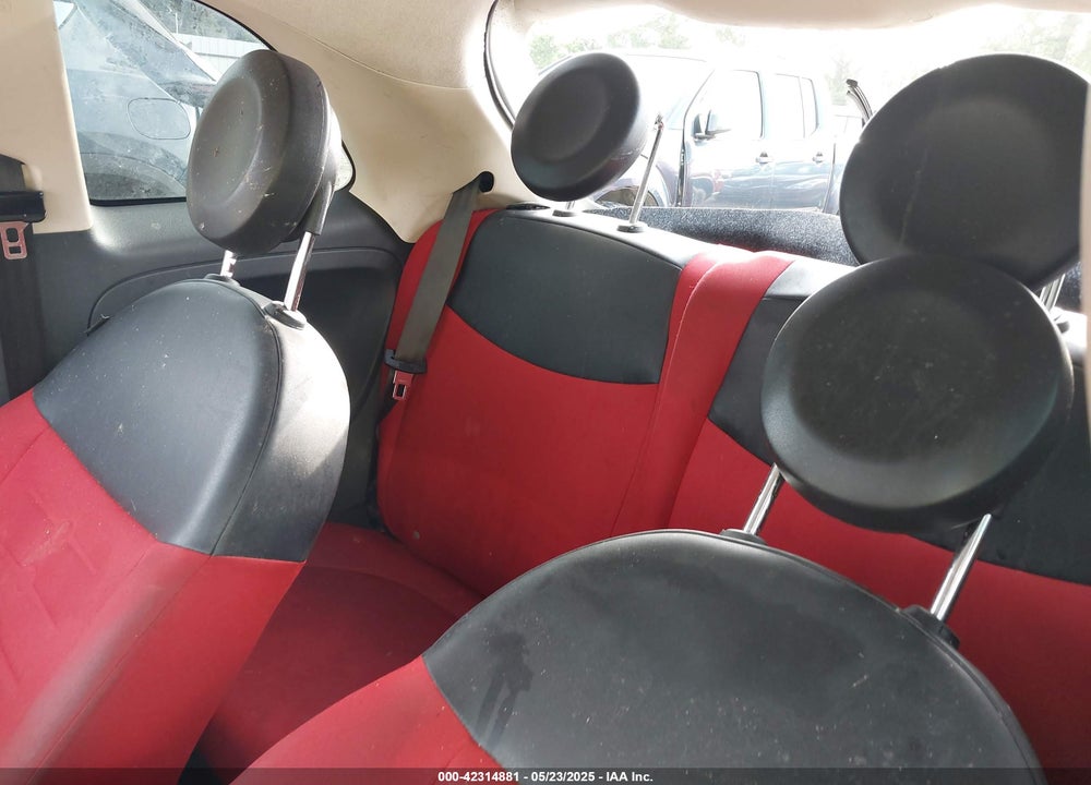 2015 FIAT 500 VIN: 3C3CFFAR3FT653224