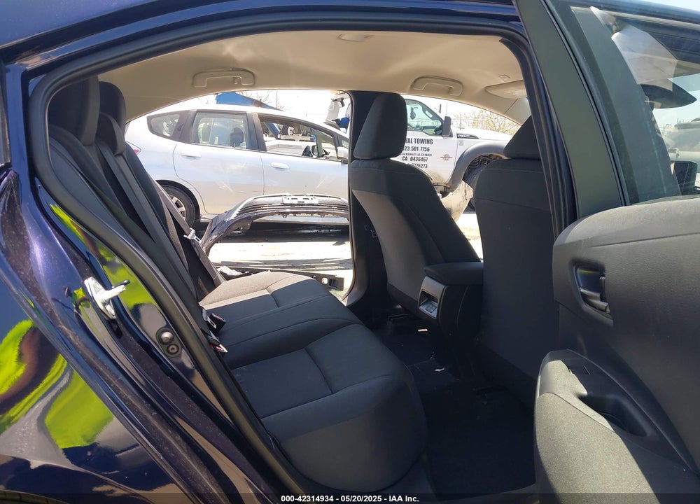 2025 TOYOTA COROLLA LE VIN: 5YFB4MDE7SP240827