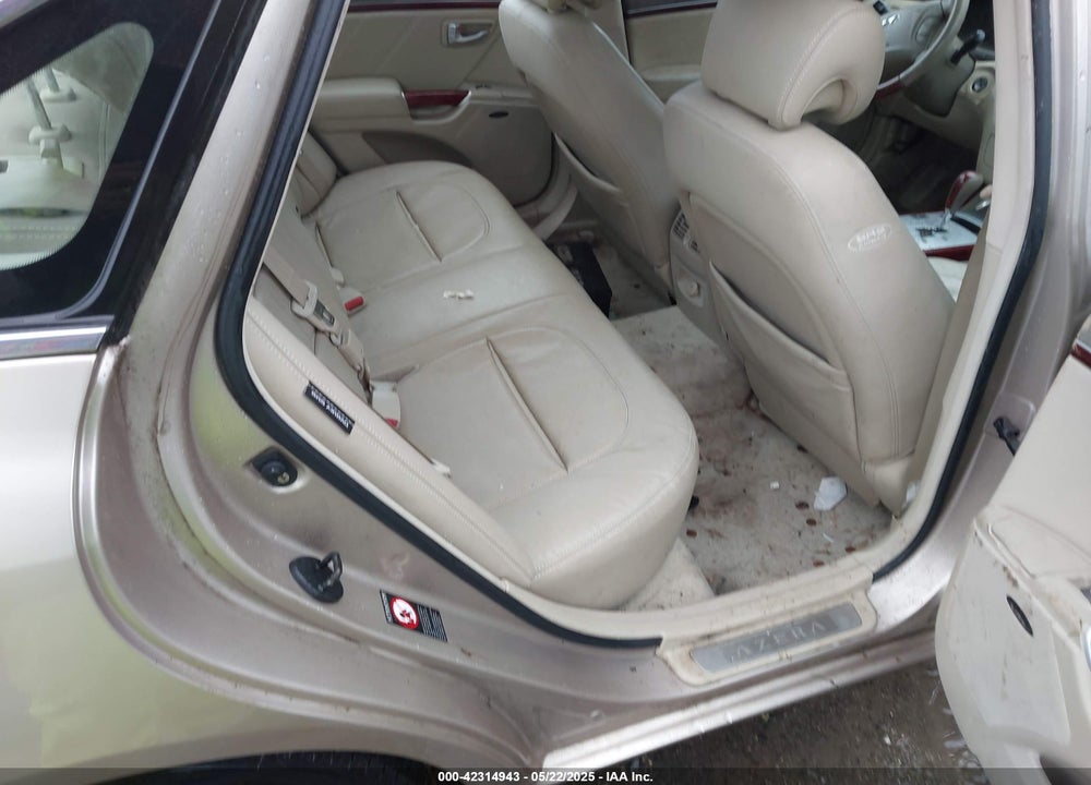 2006 HYUNDAI AZERA VIN: KMHFC46F76A134958