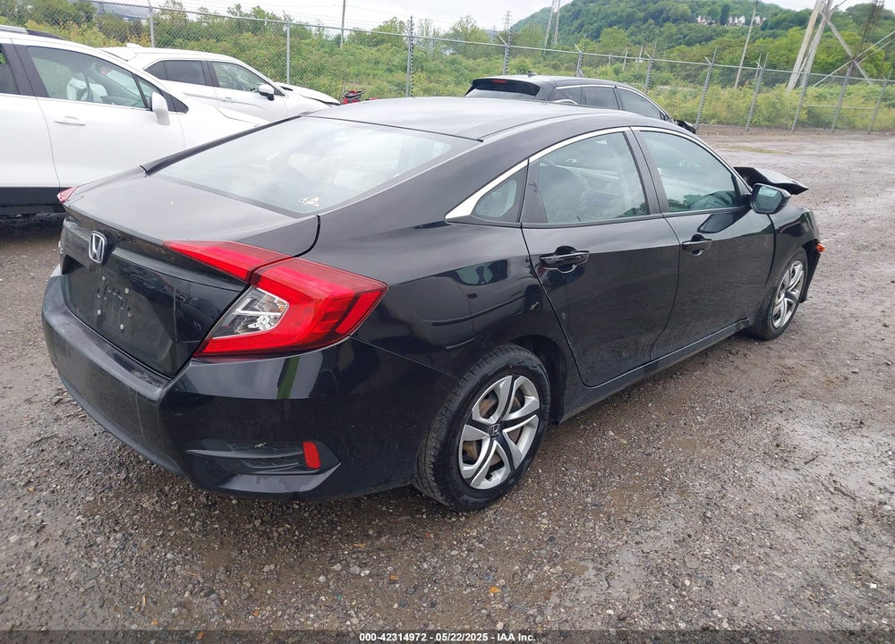 2017 HONDA CIVIC VIN: 2HGFC2F52HH559400