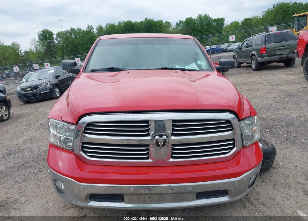 2019 RAM 1500 CLASSIC VIN: 1C6RR7LT6KS527356
