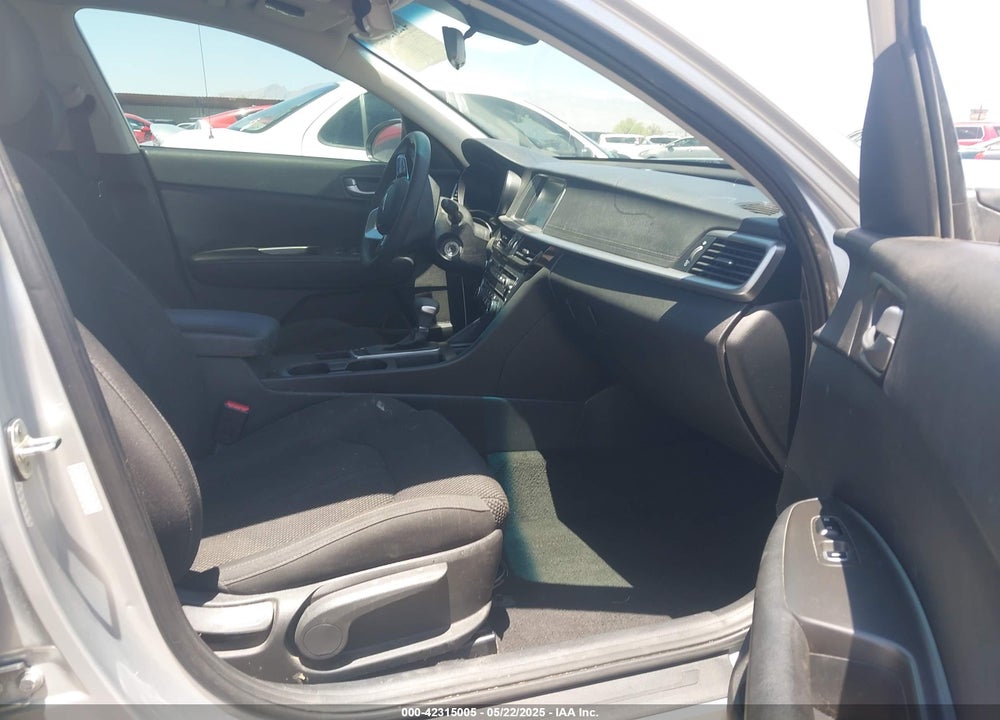 2020 KIA OPTIMA LX VIN: 5XXGT4L35LG401081