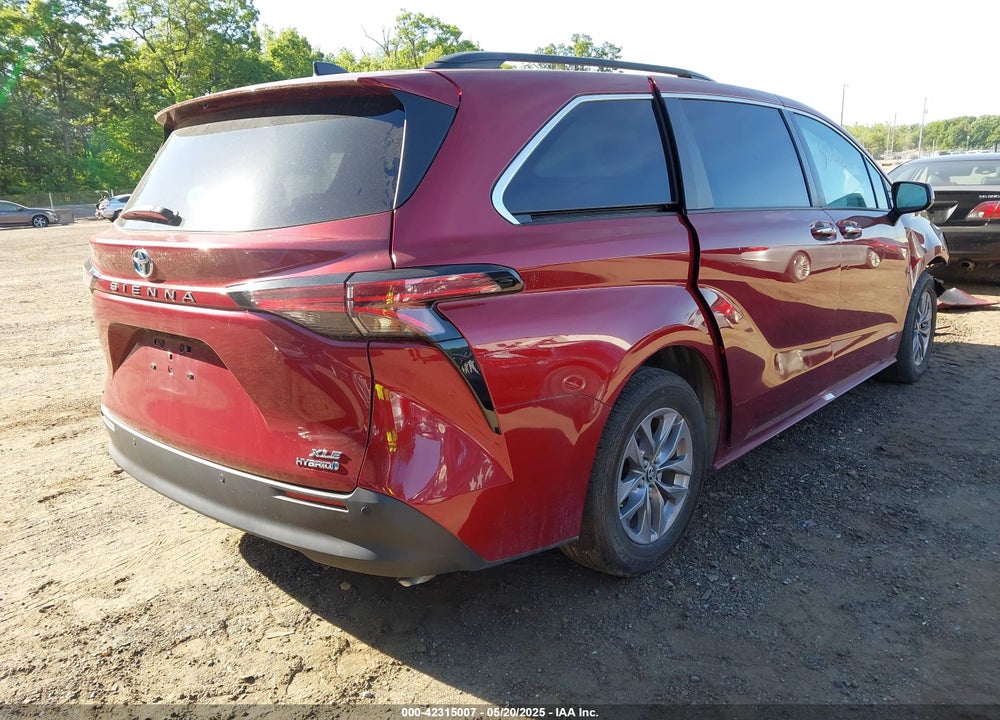 2021 TOYOTA SIENNA VIN: 5TDJSKFCXMS014664