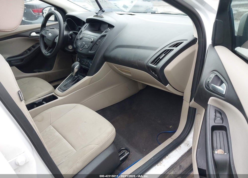 2018 FORD FOCUS VIN: 1FADP3F21JL289001