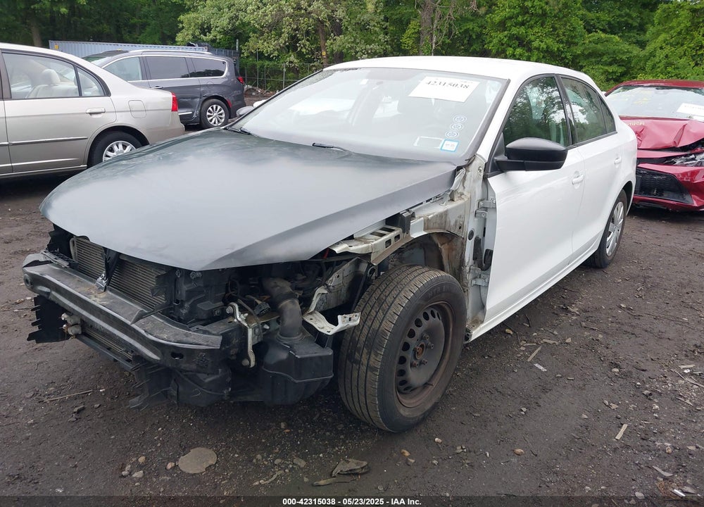 2015 VOLKSWAGEN JETTA 2.0L S VIN: 3VW2K7AJ7FM424412