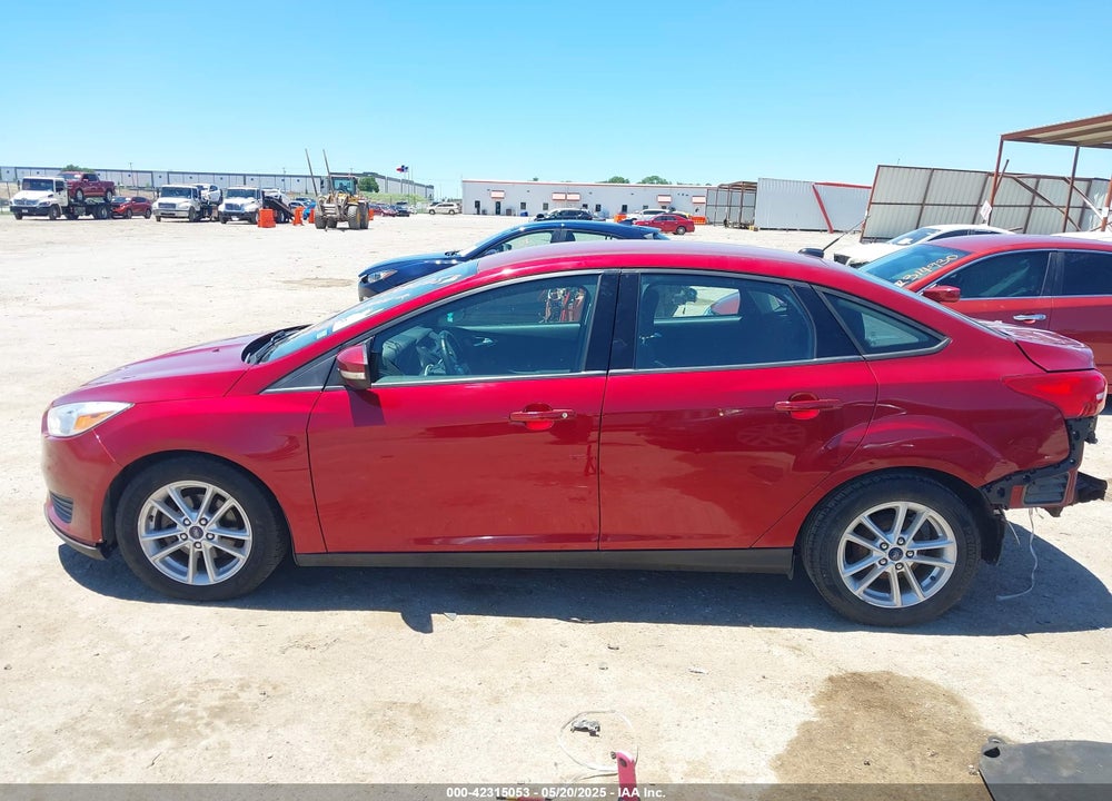 2016 FORD FOCUS VIN: 1FADP3F23GL383096