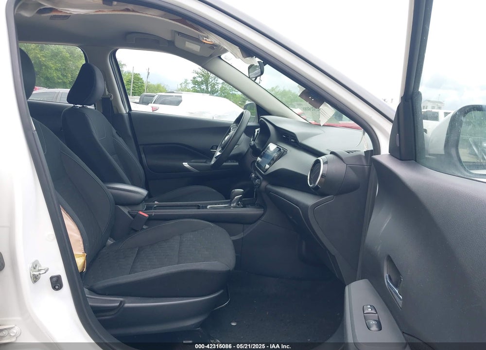 2021 NISSAN KICKS VIN: 3N1CP5CVXML481254