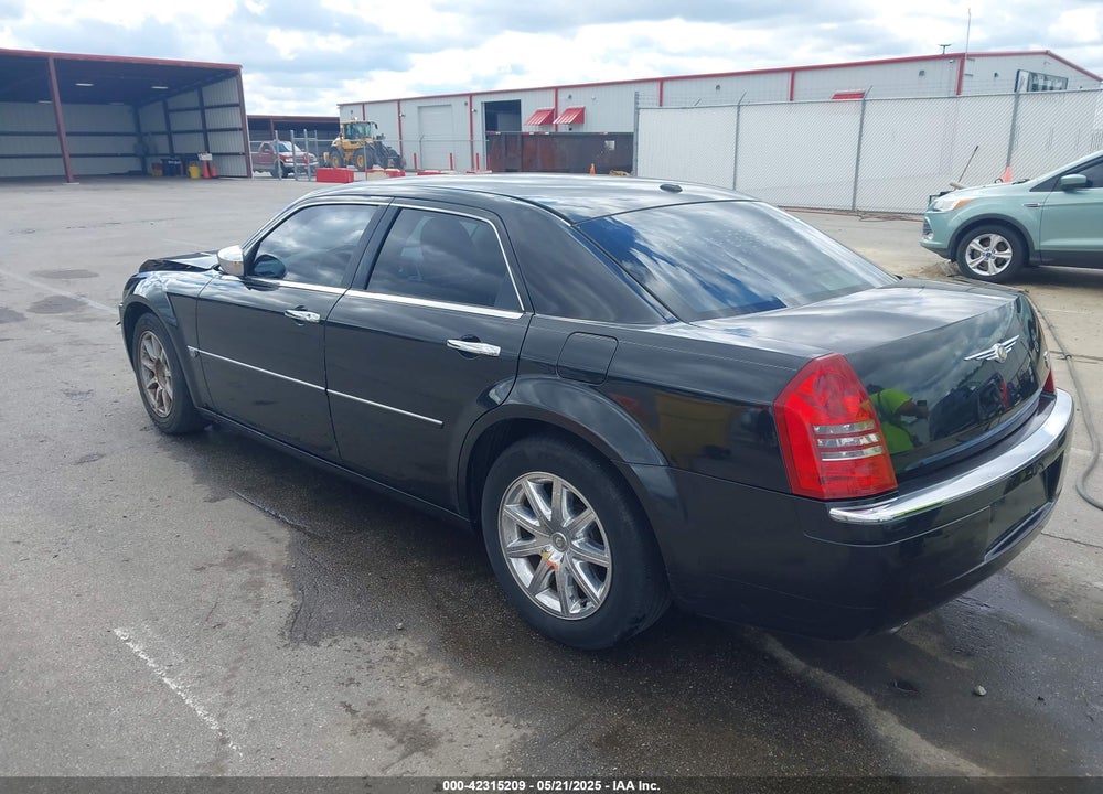 2007 CHRYSLER 300C VIN: 2C3KA63H87H741405