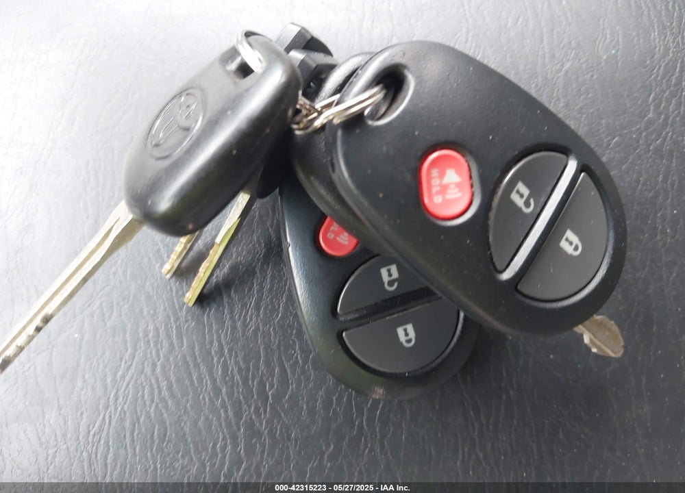 2015 TOYOTA TACOMA VIN: 3TMLU4EN8FM171498