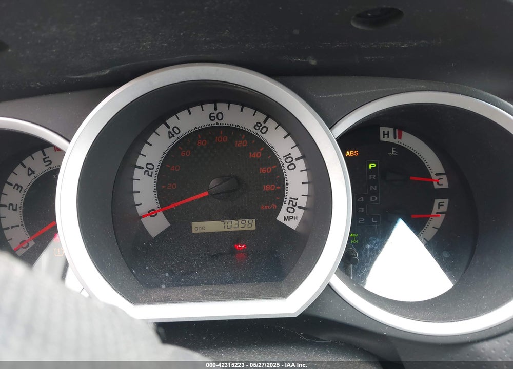 2015 TOYOTA TACOMA VIN: 3TMLU4EN8FM171498