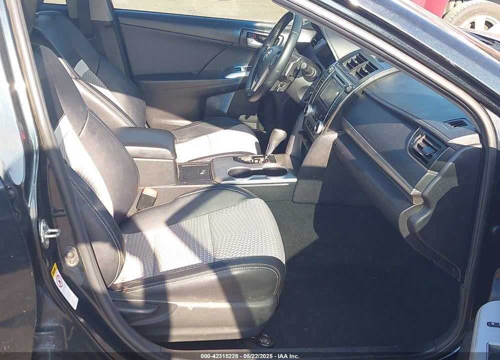 2014 TOYOTA CAMRY VIN: 4T1BF1FK0EU302695