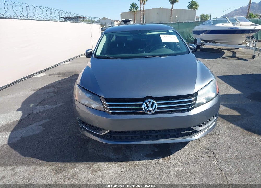 2013 VOLKSWAGEN PASSAT VIN: 1VWBP7A34DC075453