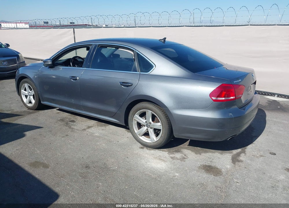 2013 VOLKSWAGEN PASSAT VIN: 1VWBP7A34DC075453