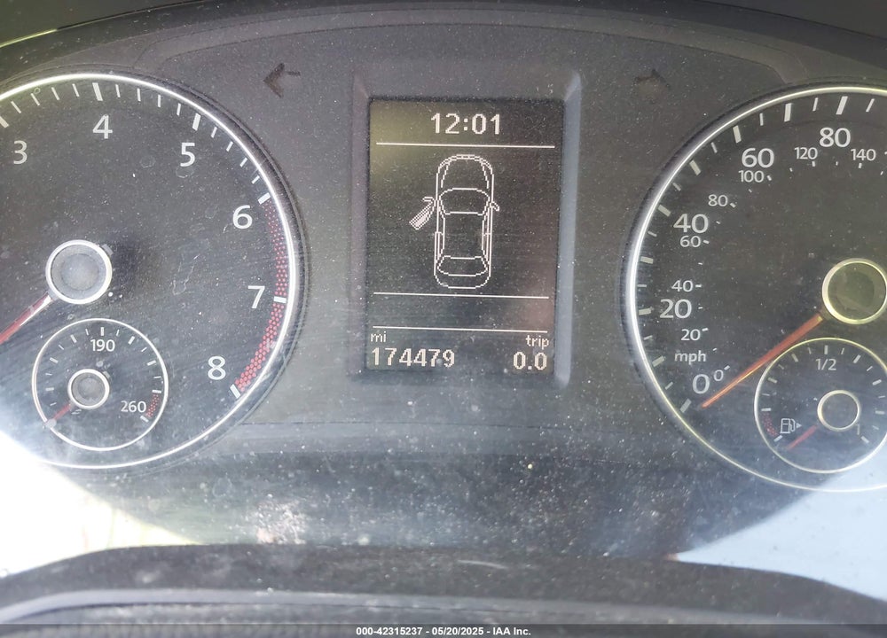 2013 VOLKSWAGEN PASSAT VIN: 1VWBP7A34DC075453