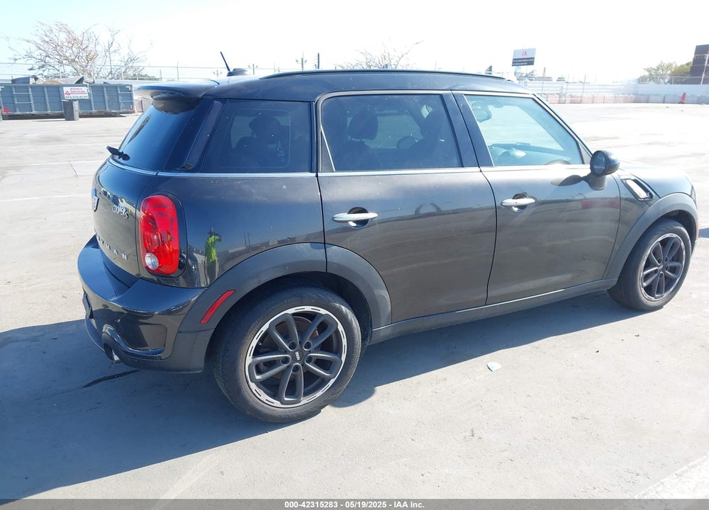 2015 MINI COUNTRYMAN VIN: WMWZC3C55FWT01471