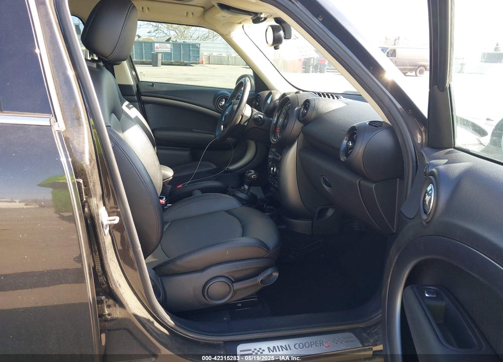 2015 MINI COUNTRYMAN VIN: WMWZC3C55FWT01471