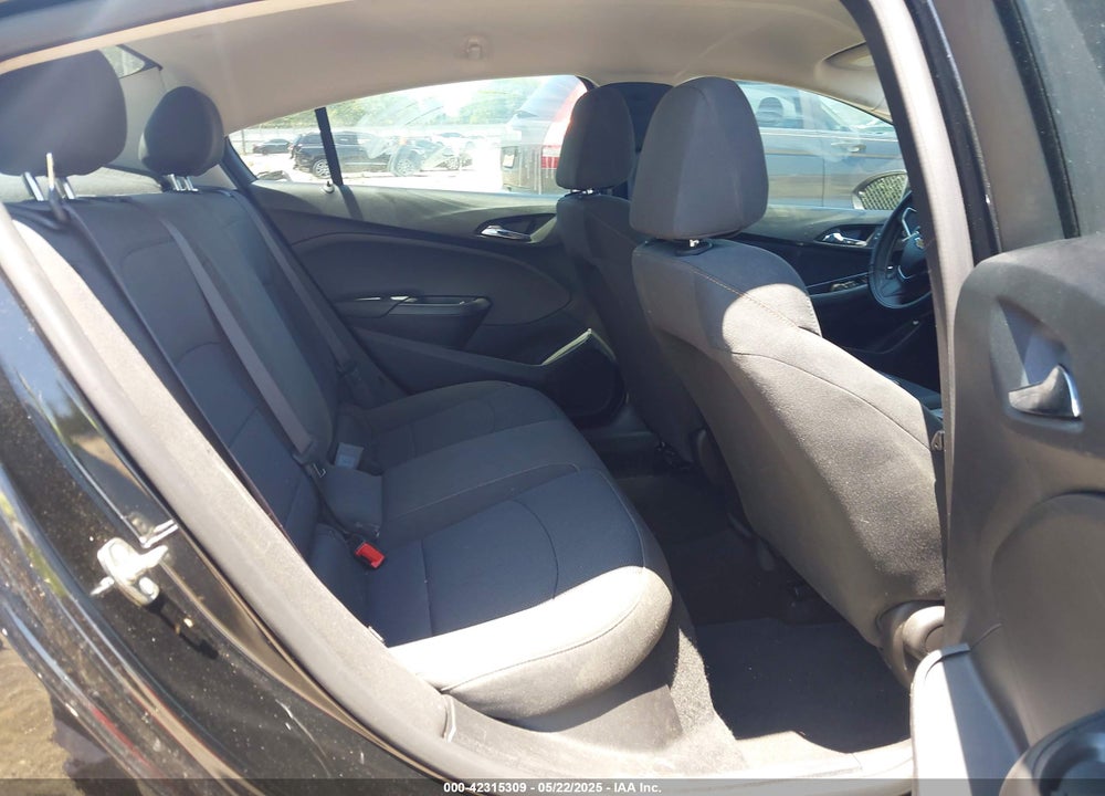 2017 CHEVROLET CRUZE VIN: 1G1BC5SM8H7113509