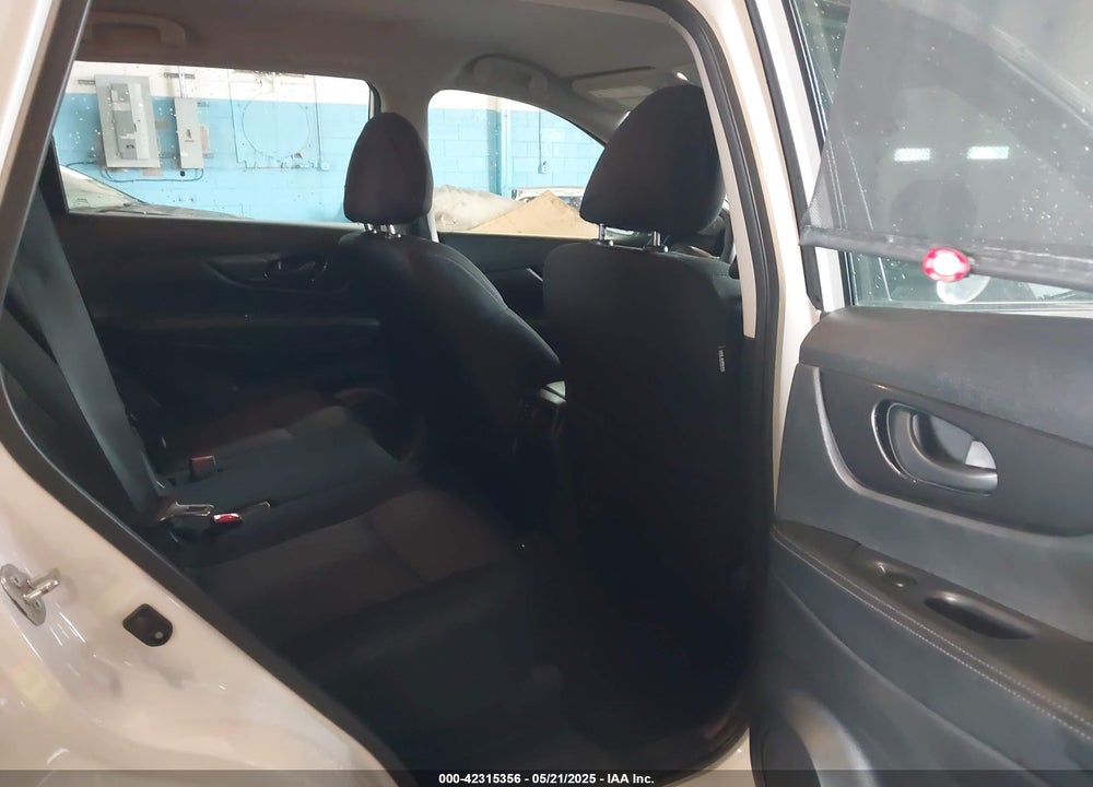 2020 NISSAN ROGUE S INTELLIGENT AWD VIN: 5N1AT2MV9LC785811