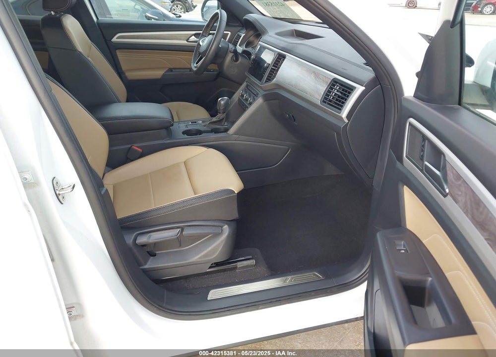 2021 VOLKSWAGEN ATLAS CROSS SPORT VIN: 1V2JE2CA4MC232349