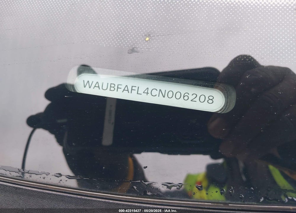 2012 AUDI A4 VIN: WAUBFAFL4CN006208