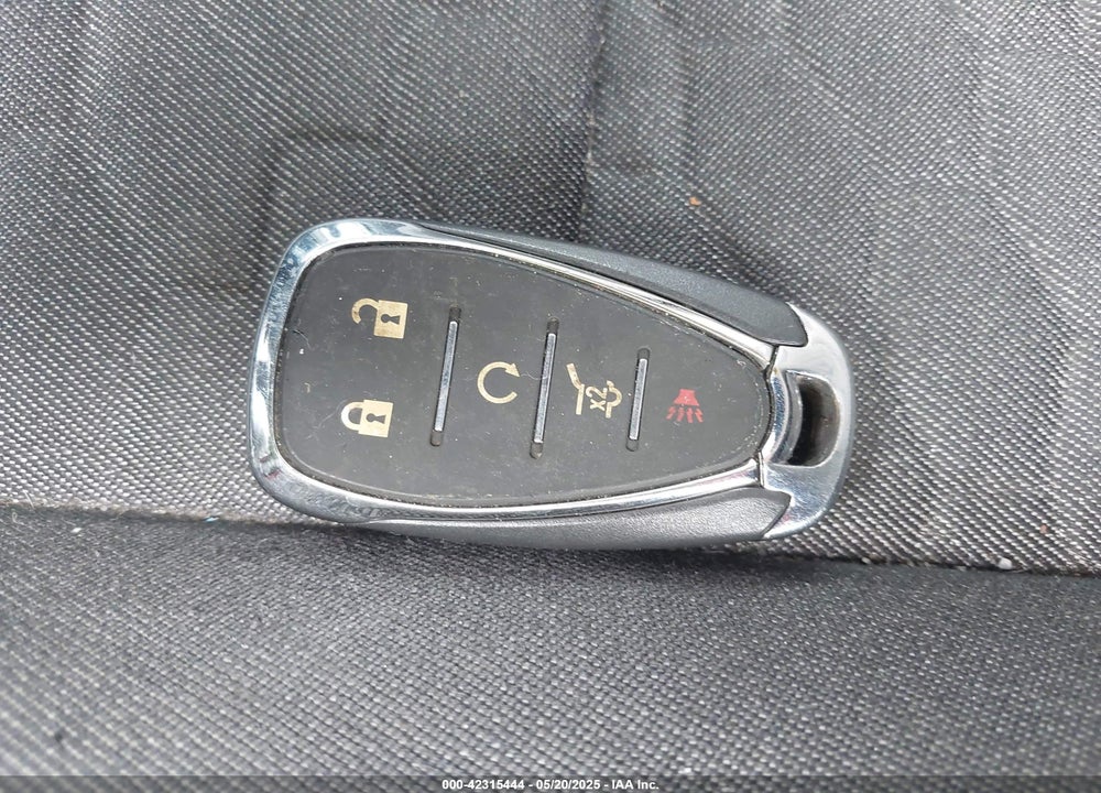 2018 CHEVROLET EQUINOX VIN: 2GNAXSEV8J6242910