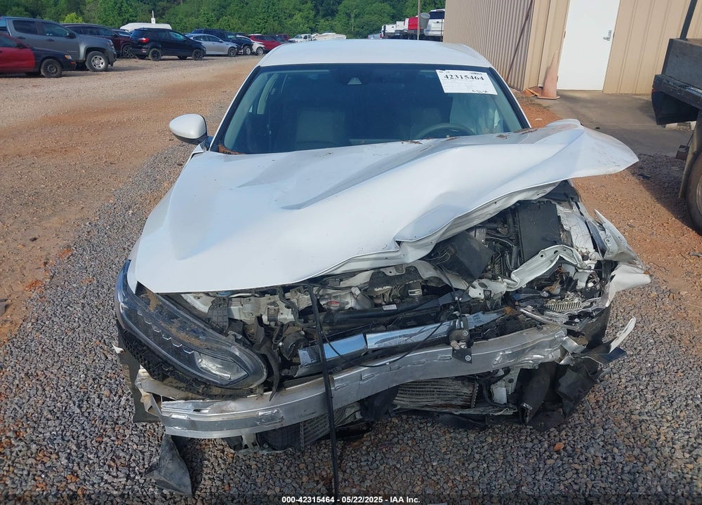 2022 HONDA ACCORD VIN: 1HGCV1F18NA021038