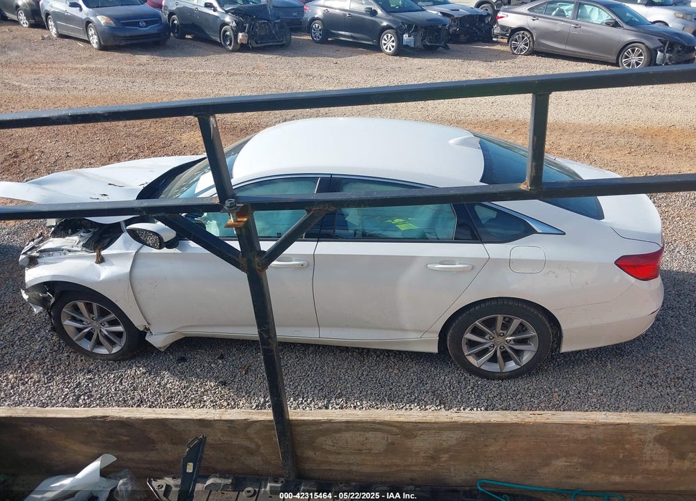 2022 HONDA ACCORD VIN: 1HGCV1F18NA021038