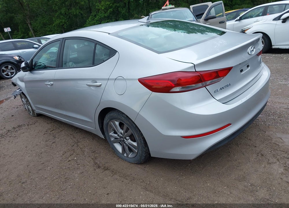 2017 HYUNDAI ELANTRA VIN: KMHD84LF8HU064899